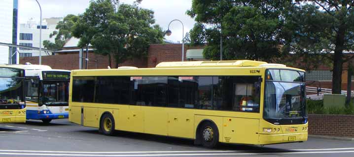 Hillsbus Scania K94UB Volgren CR228L 9337